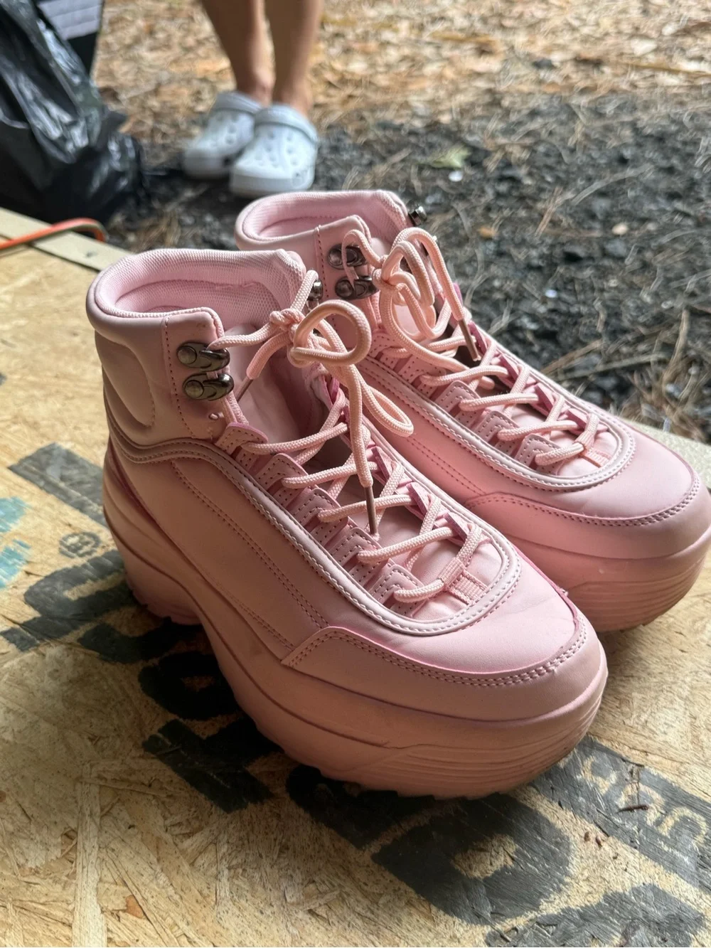 Berken pink platform tennis shoes